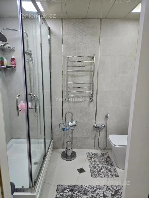 Satılır 3 otaqlı yeni tikili 90 m²