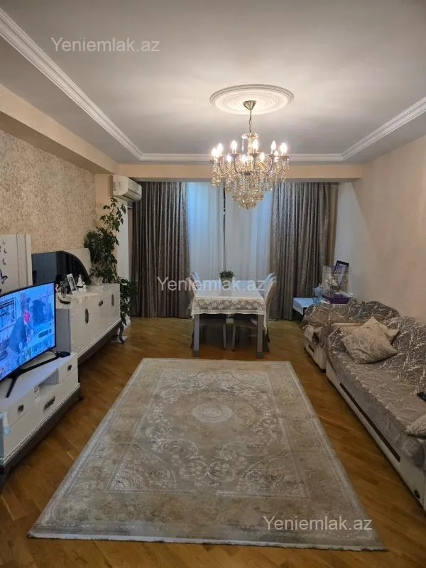 Satılır 3 otaqlı yeni tikili 90 m²