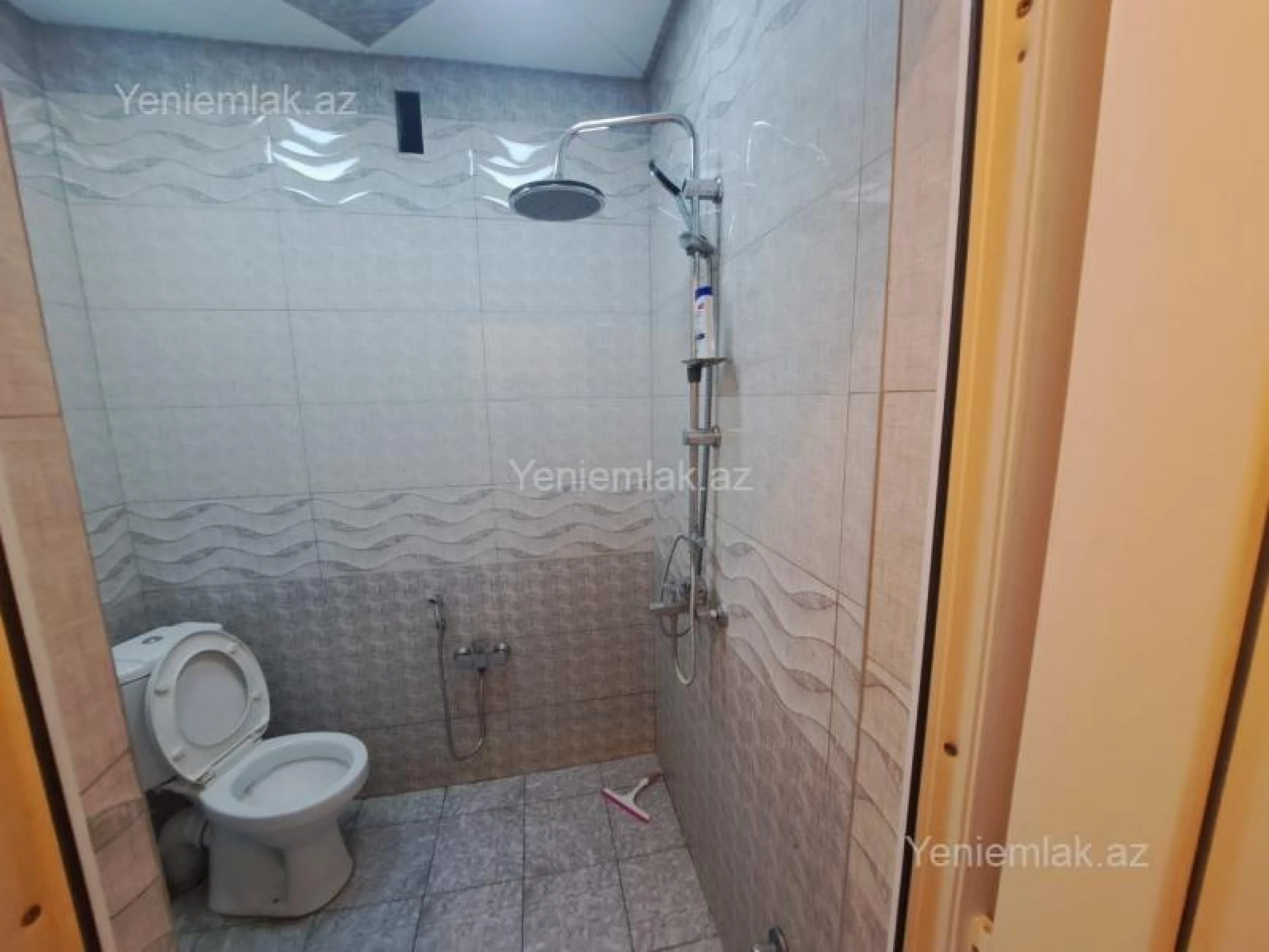 Satılır 2 otaqlı yeni tikili 64 m²