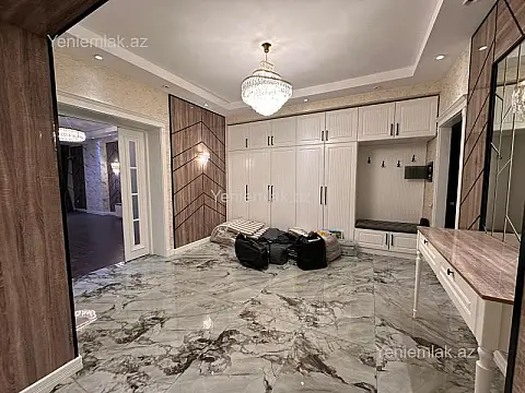 Satılır 4 otaqlı yeni tikili 215 m²