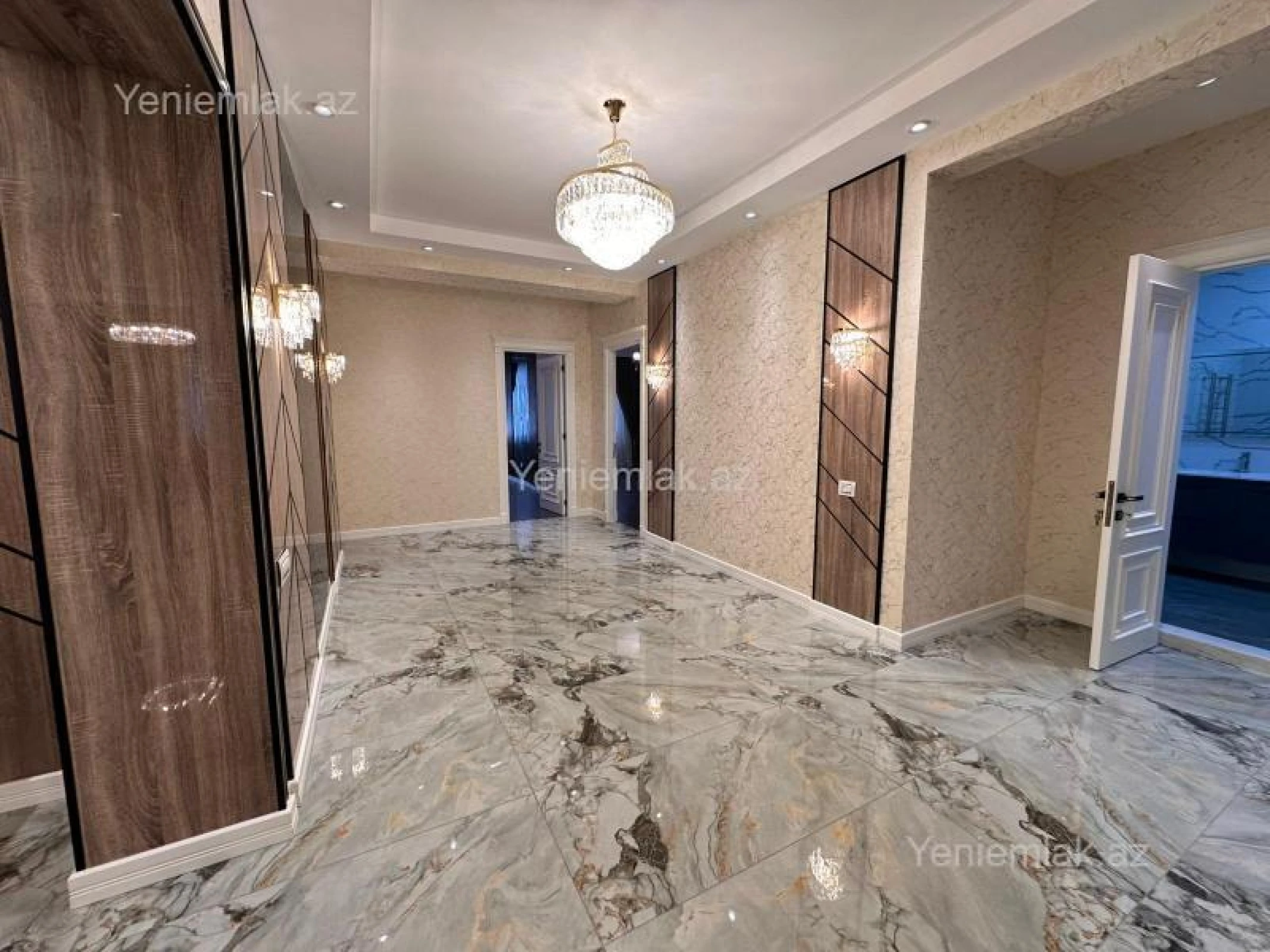 Satılır 4 otaqlı yeni tikili 215 m²