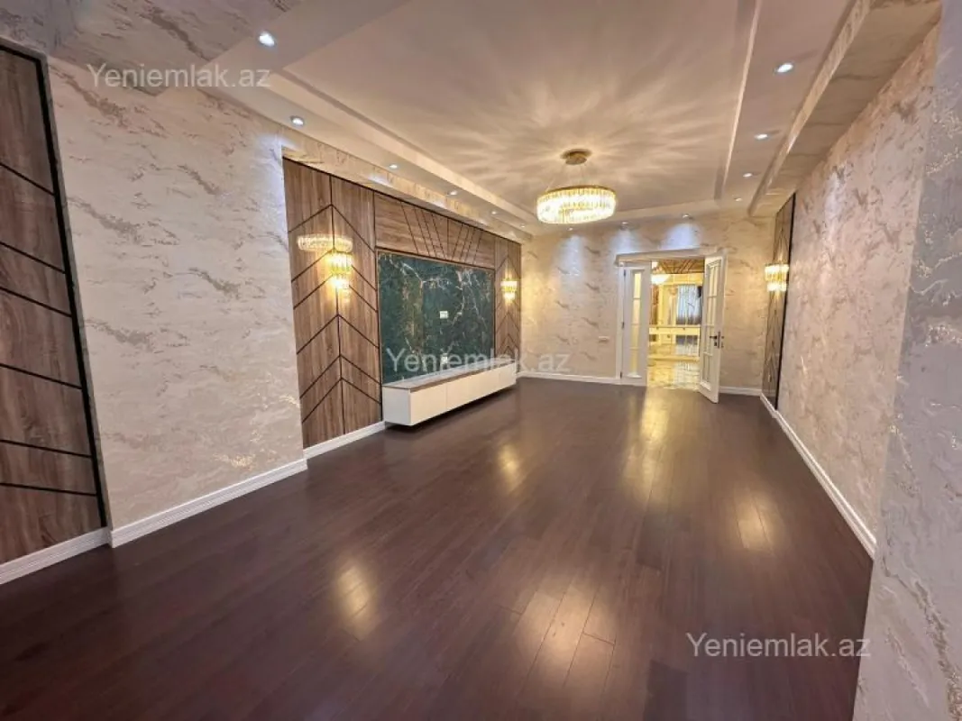 Satılır 4 otaqlı yeni tikili 215 m²