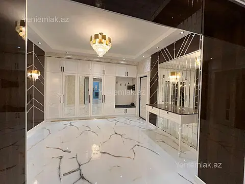 Satılır 4 otaqlı yeni tikili 215 m²
