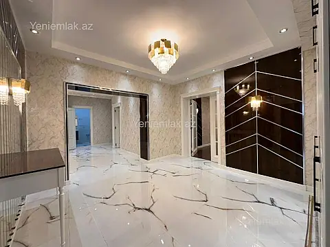 Satılır 4 otaqlı yeni tikili 215 m²