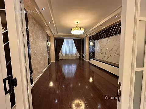 Satılır 4 otaqlı yeni tikili 215 m²