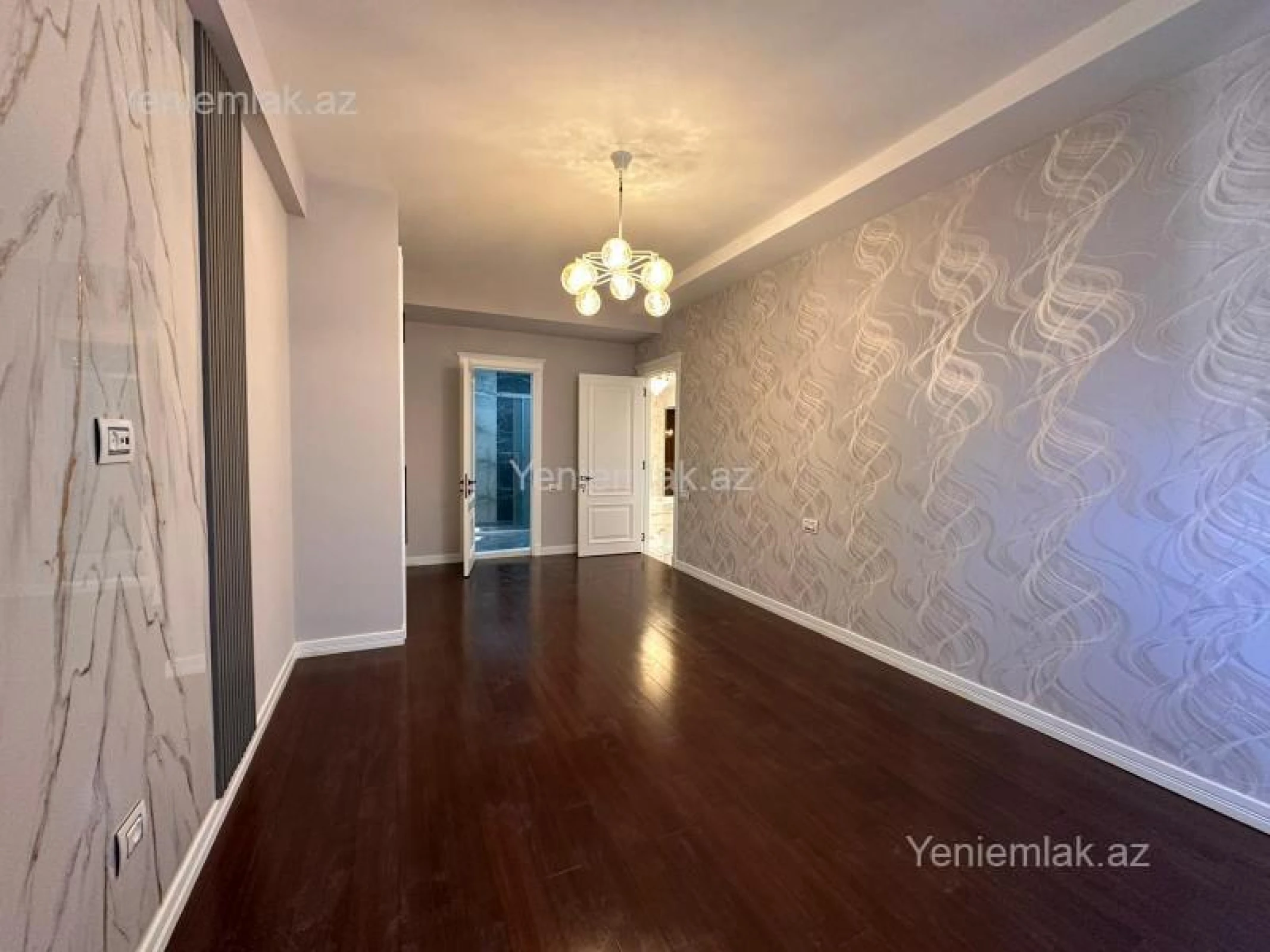 Satılır 4 otaqlı yeni tikili 215 m²
