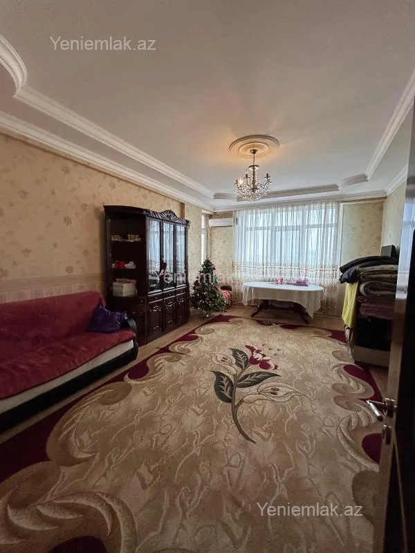 Satılır 3 otaqlı yeni tikili 110 m²