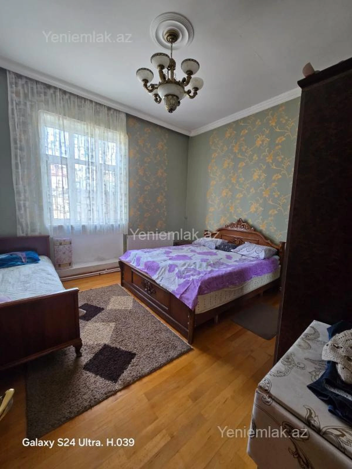 Satılır 6 otaqlı həyət evi 240 m²