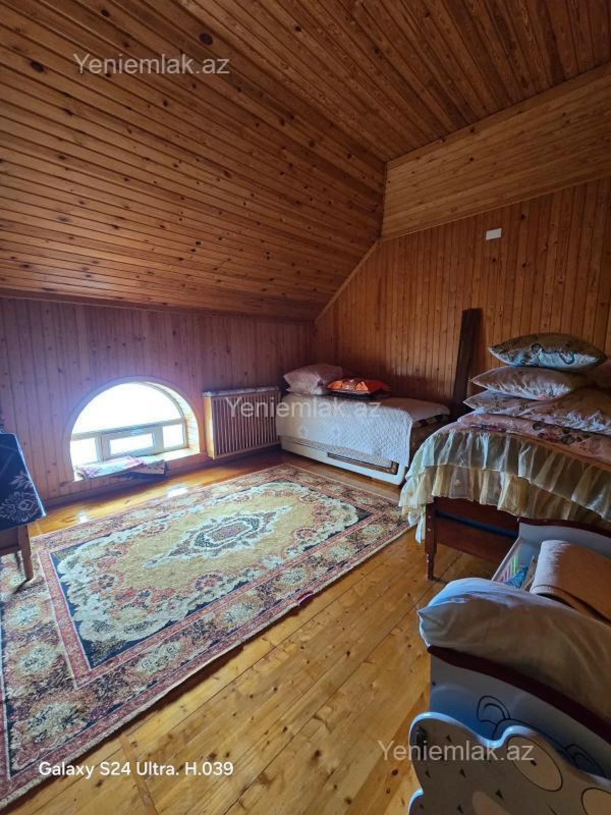 Satılır 6 otaqlı həyət evi 240 m²