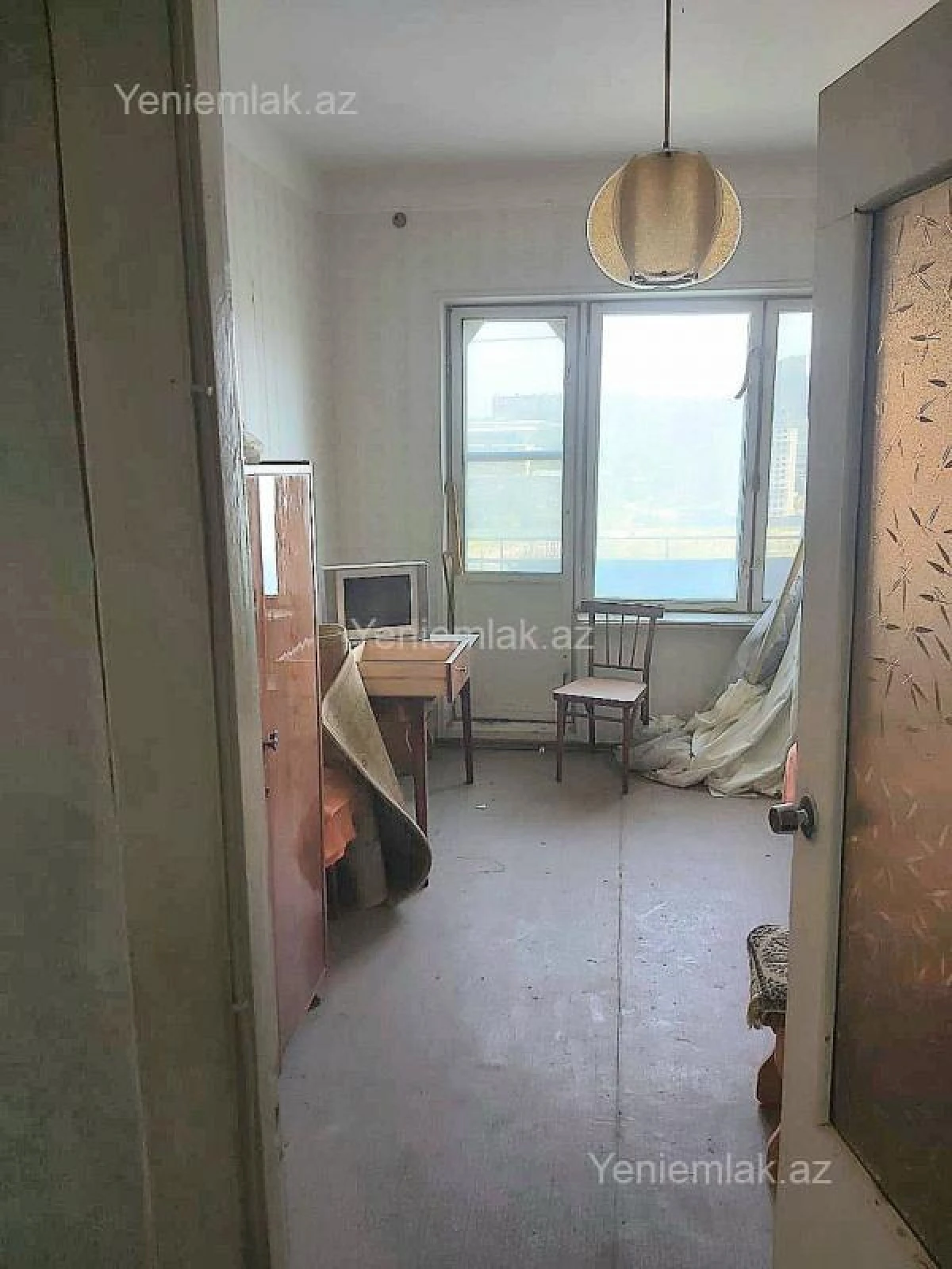Satılır 3 otaqlı köhnə tikili 80 m²