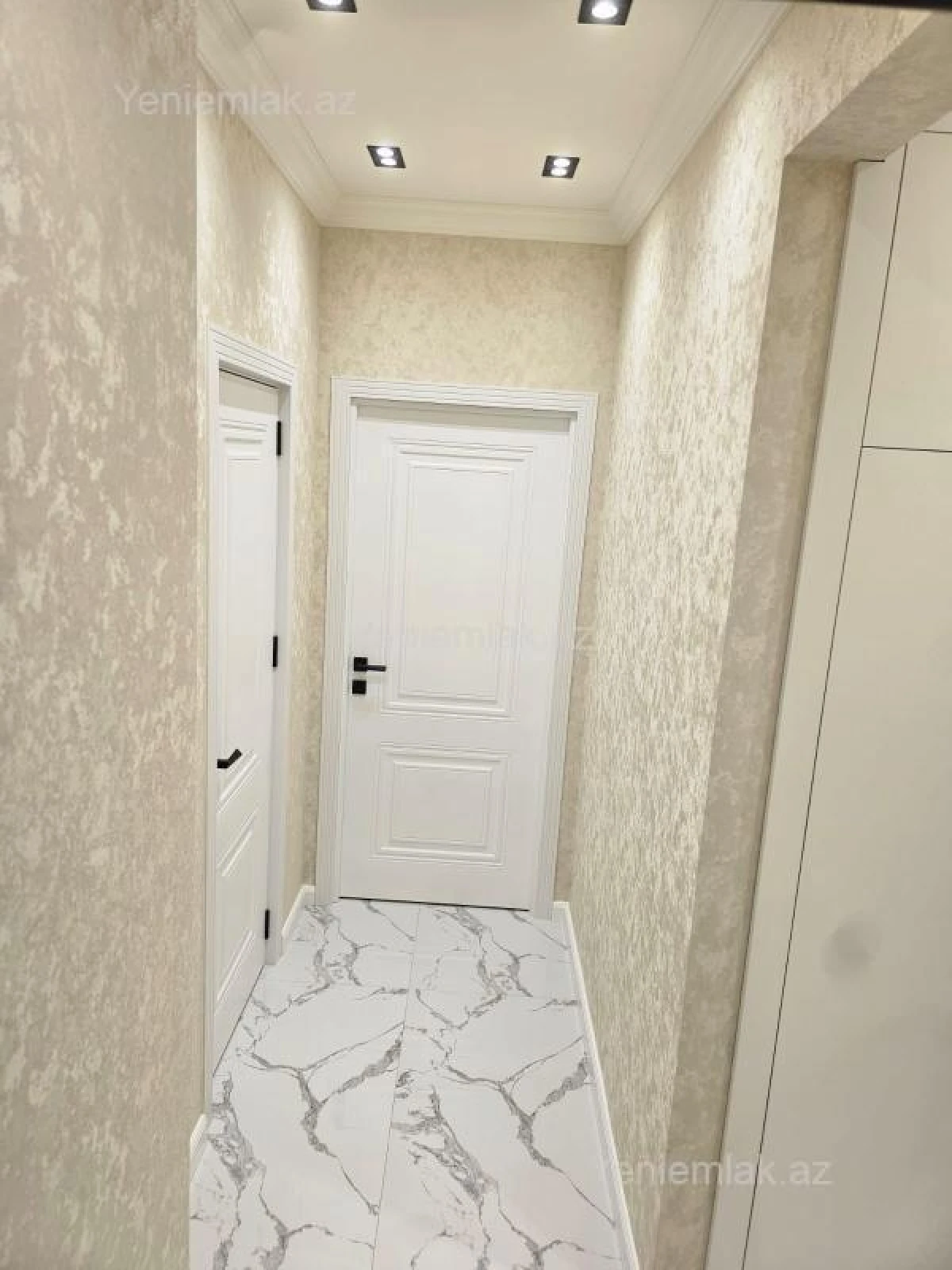 Satılır 2 otaqlı köhnə tikili 50 m²