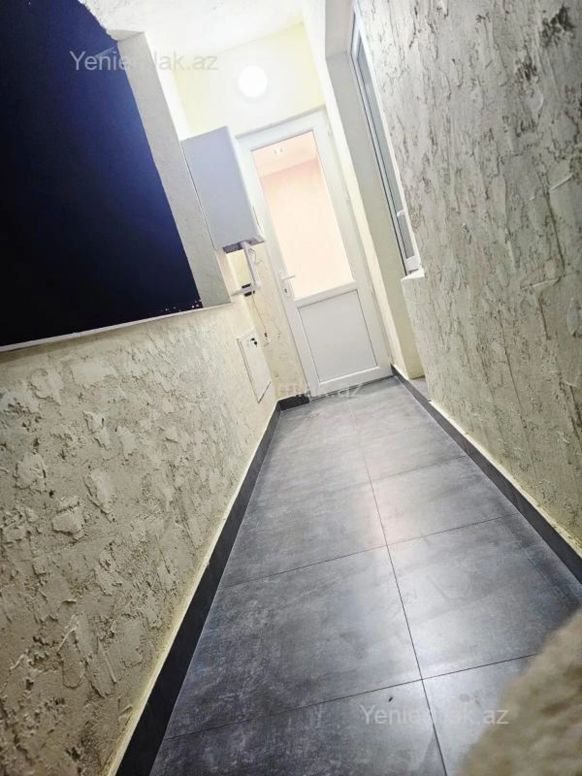 Satılır 2 otaqlı köhnə tikili 50 m²