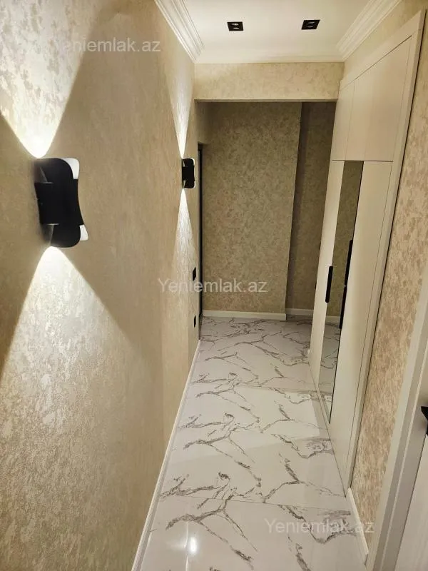 Satılır 2 otaqlı köhnə tikili 50 m²