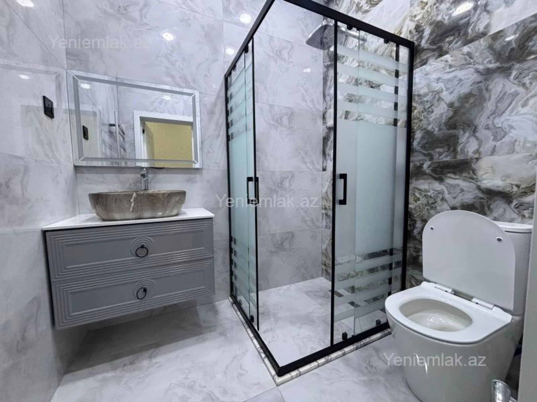 Satılır 4 otaqlı həyət evi 160 m²