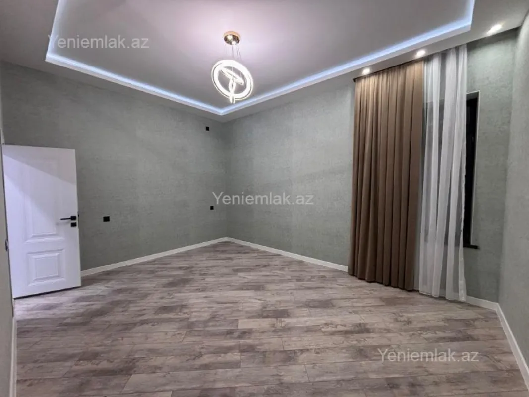 Satılır 4 otaqlı həyət evi 160 m²