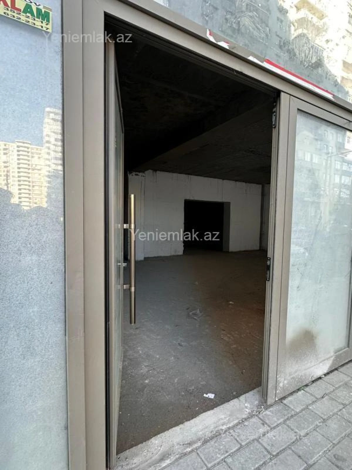 Satılır 2 otaqlı obyekt 280 m²
