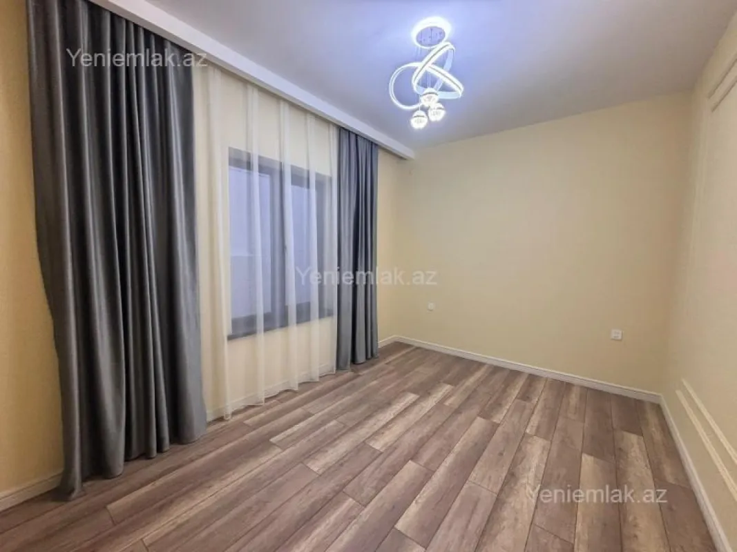 Satılır 4 otaqlı həyət evi 150 m²