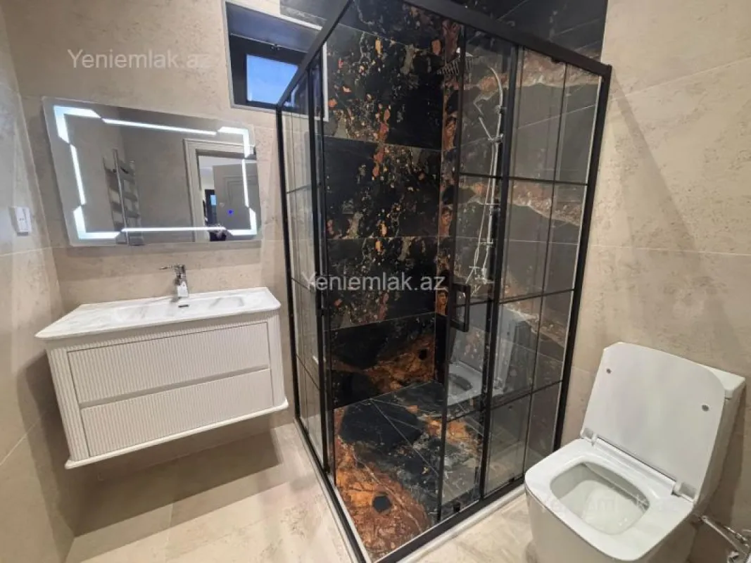 Satılır 4 otaqlı həyət evi 150 m²