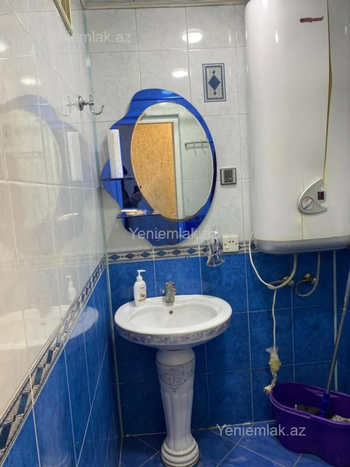 Satılır 2 otaqlı köhnə tikili 60 m²