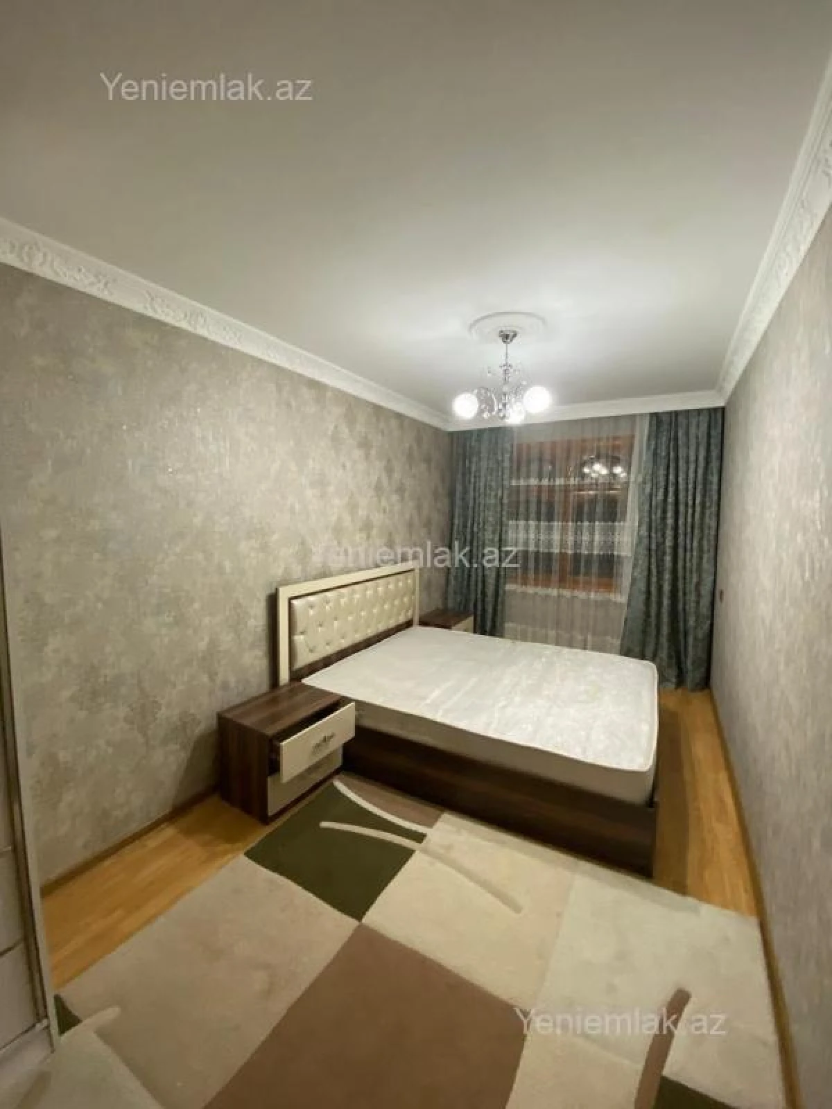 Satılır 2 otaqlı köhnə tikili 60 m²