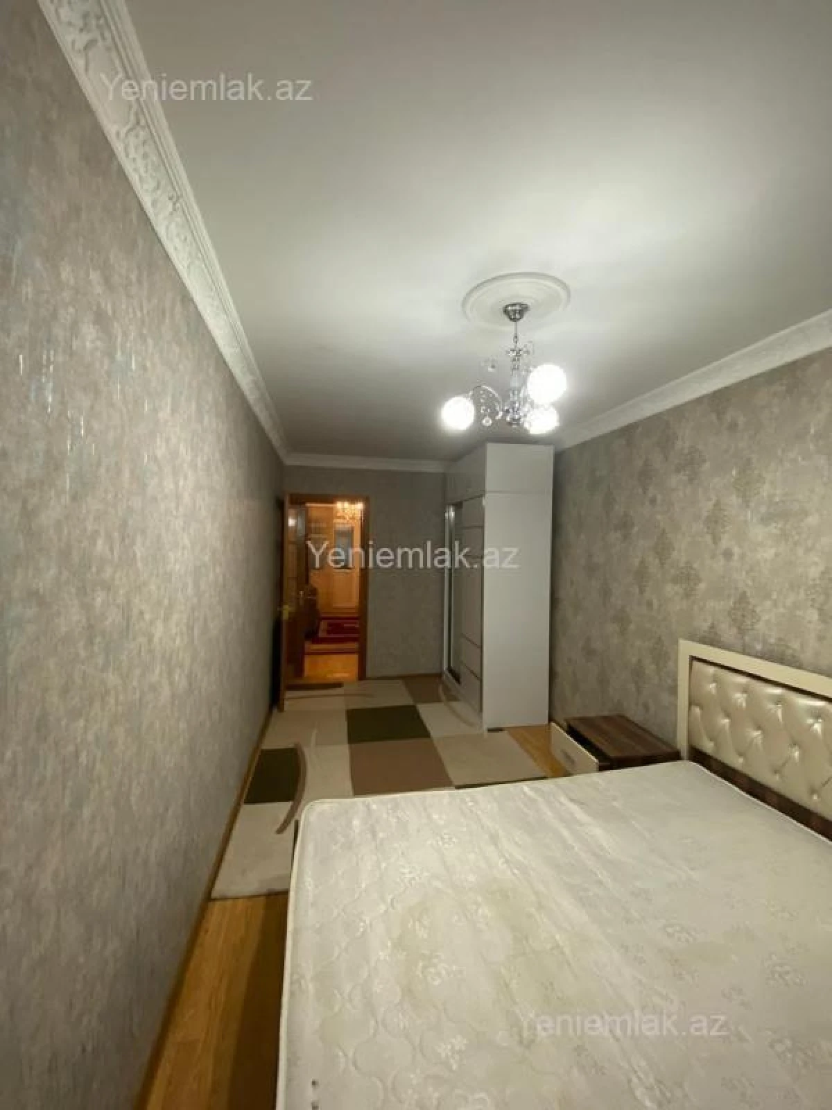 Satılır 2 otaqlı köhnə tikili 60 m²