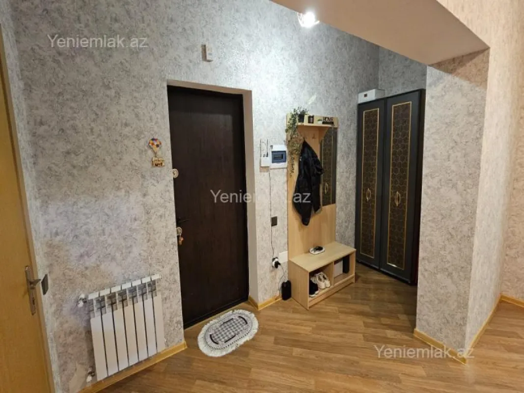 Satılır 3 otaqlı yeni tikili 121.5 m²