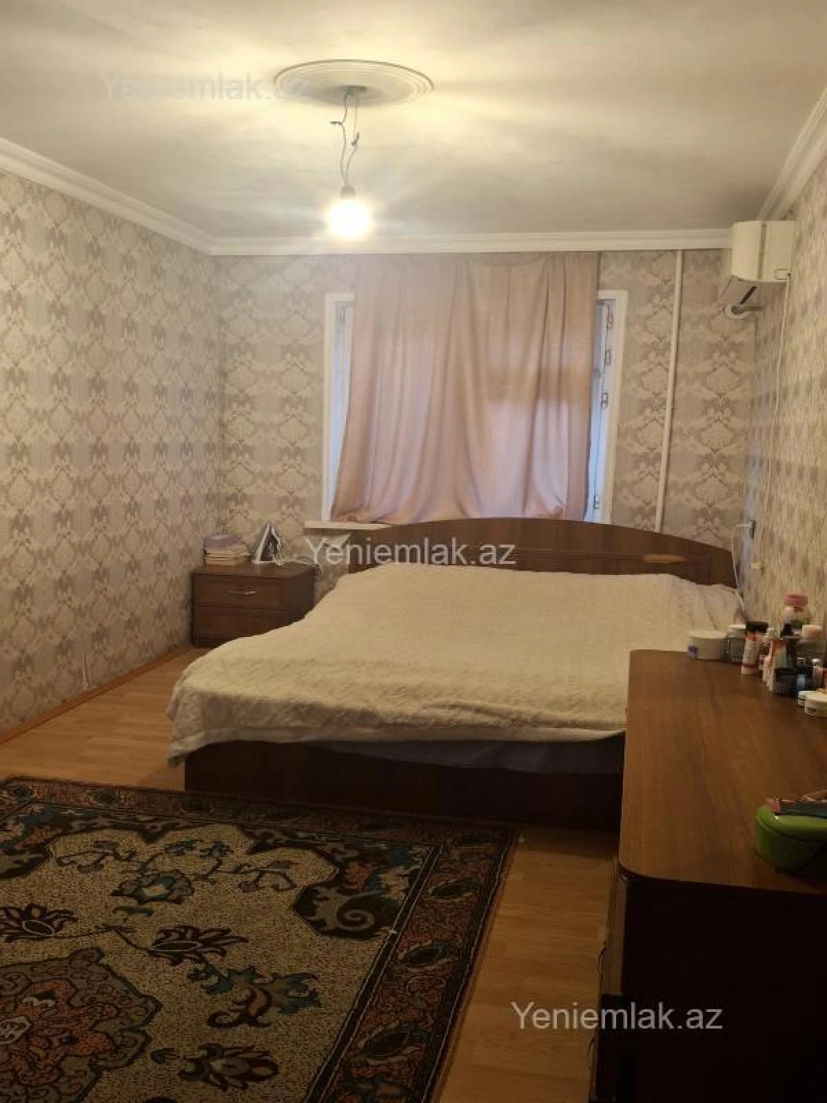 Satılır 2 otaqlı köhnə tikili 60 m²