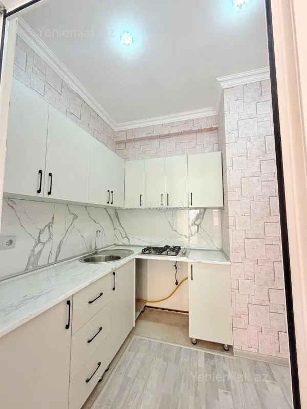 Satılır 2 otaqlı yeni tikili 61 m²