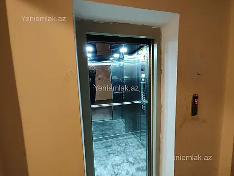 Satılır 3 otaqlı yeni tikili 100 m²