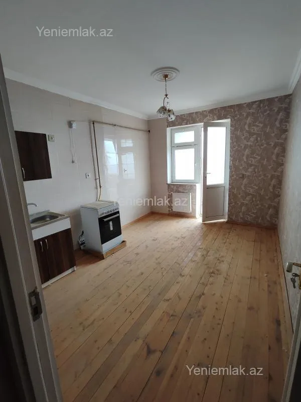 Satılır 3 otaqlı yeni tikili 100 m²