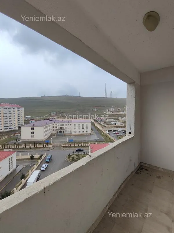 Satılır 3 otaqlı yeni tikili 100 m²
