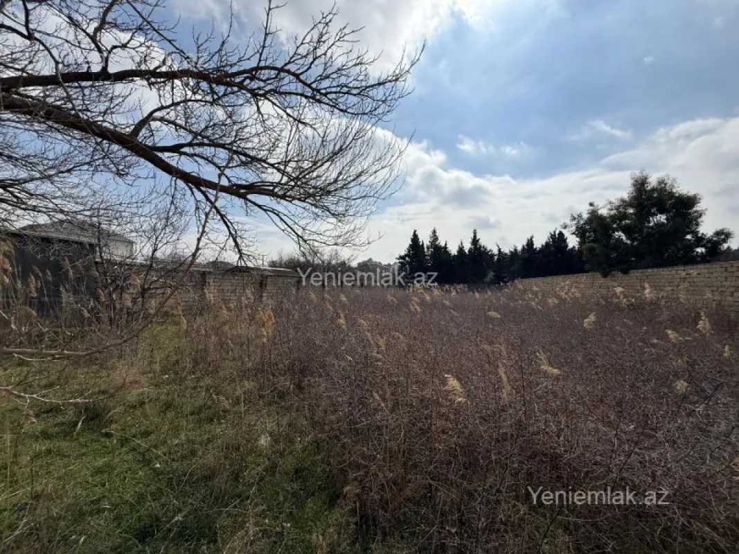 Satılır 5 otaqlı həyət evi 250 m²