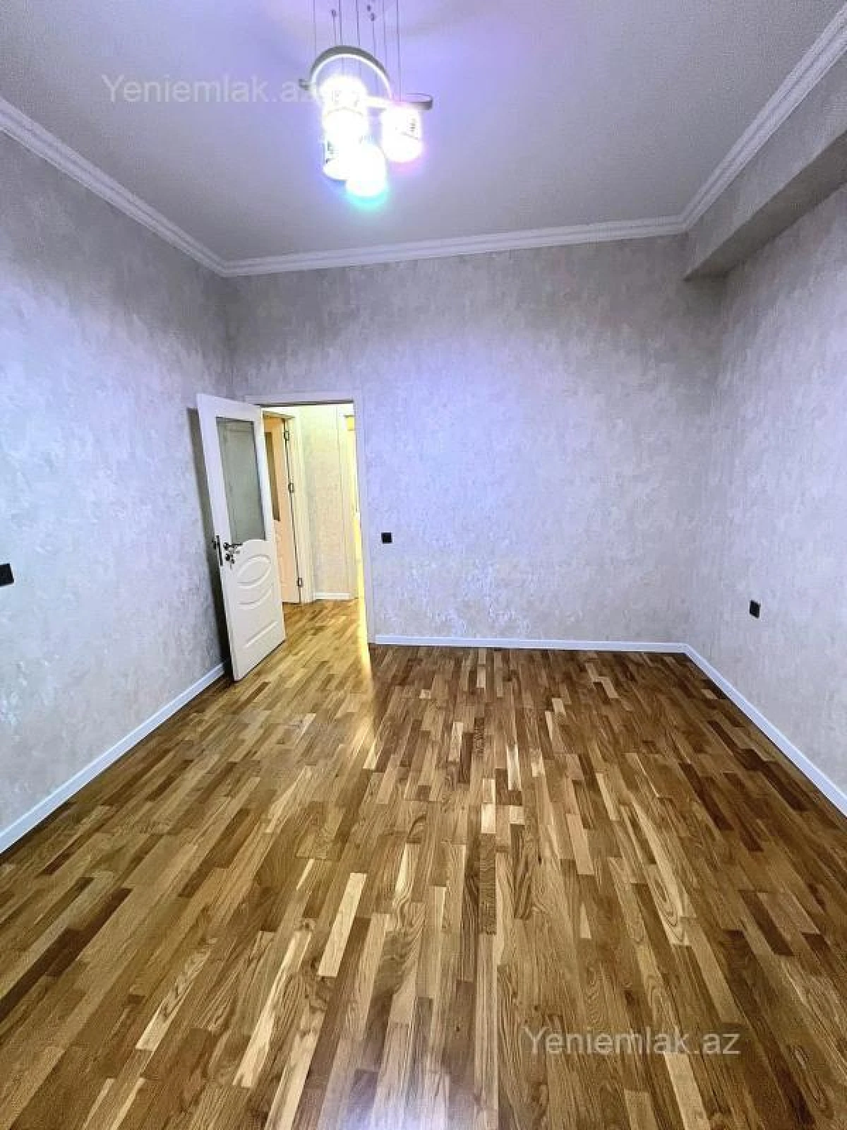 Satılır 3 otaqlı yeni tikili 110 m²