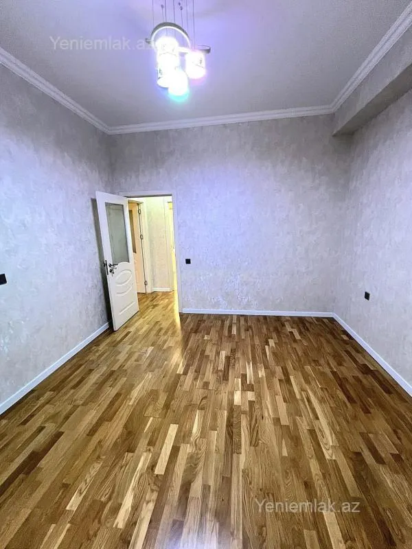 Satılır 3 otaqlı yeni tikili 110 m²