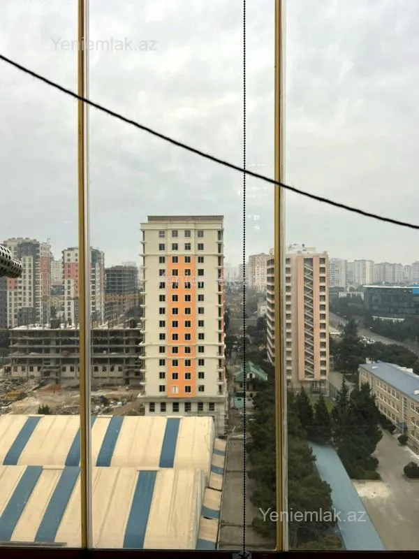 Satılır 3 otaqlı yeni tikili 110 m²