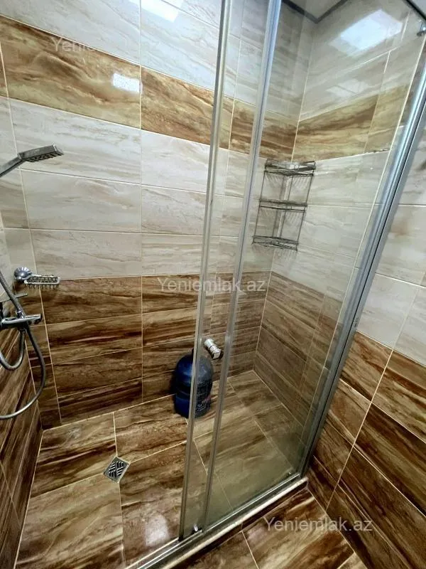 Satılır 3 otaqlı yeni tikili 110 m²