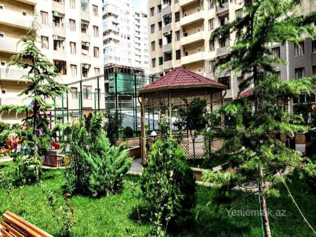 Satılır 3 otaqlı yeni tikili 110 m²