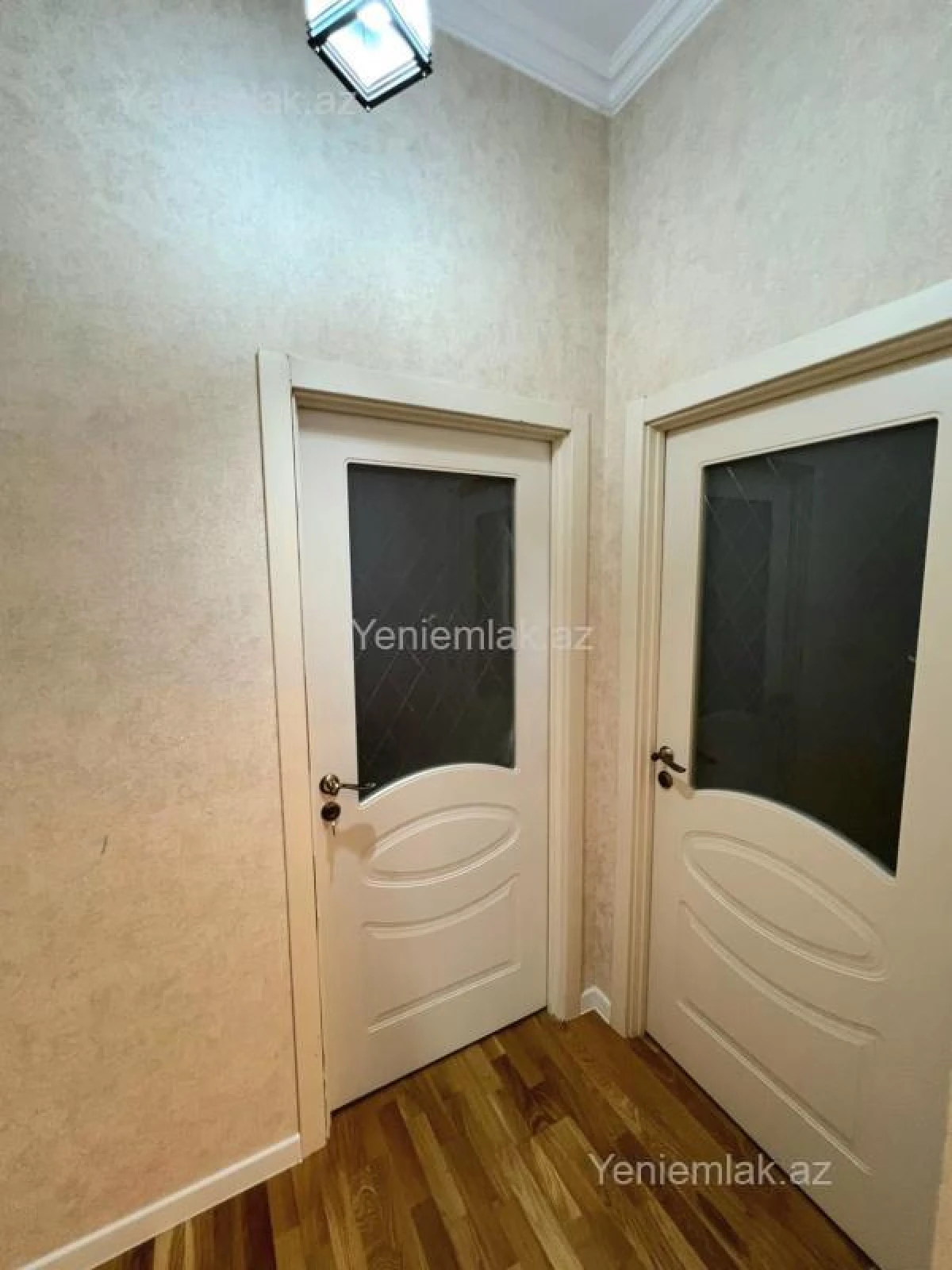 Satılır 3 otaqlı yeni tikili 110 m²