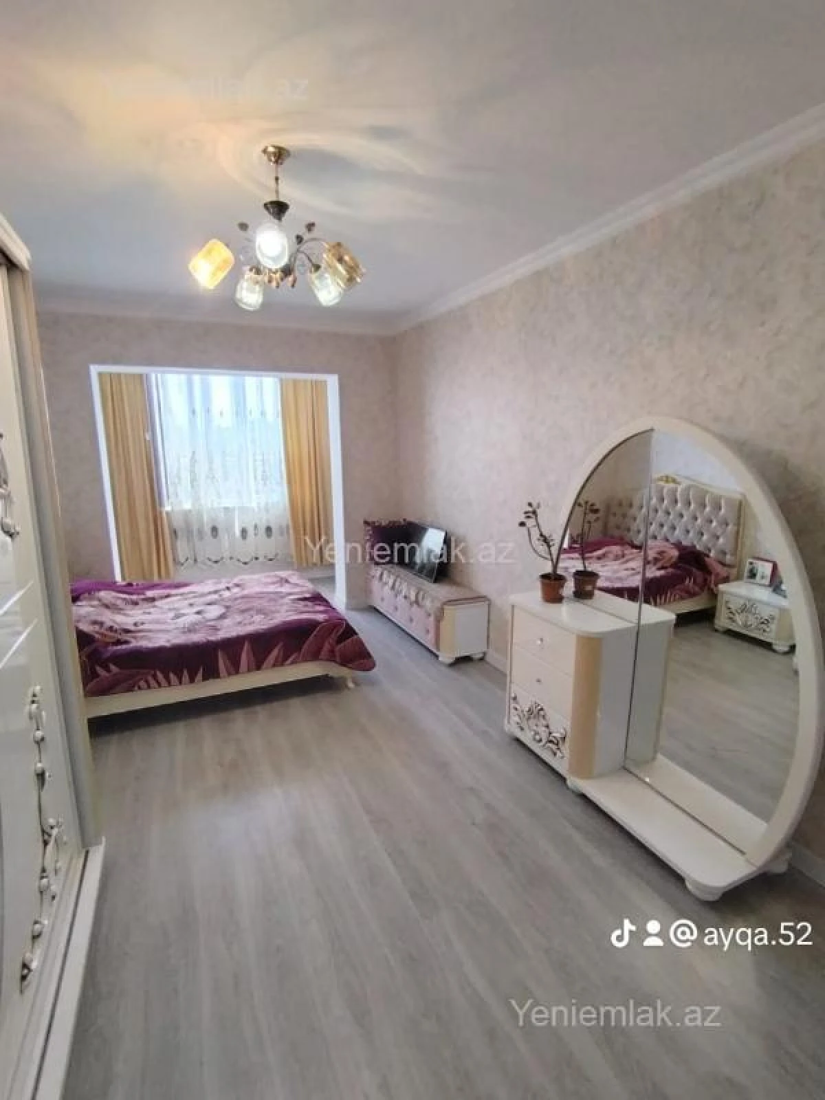 Satılır 4 otaqlı köhnə tikili 100 m²