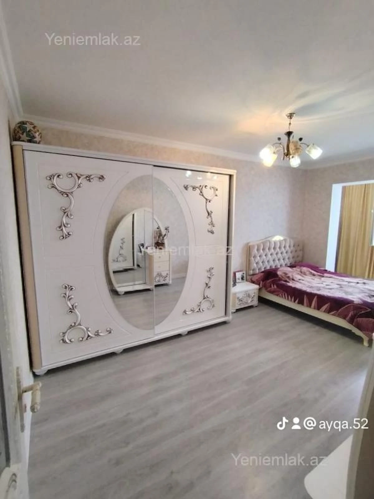 Satılır 4 otaqlı köhnə tikili 100 m²