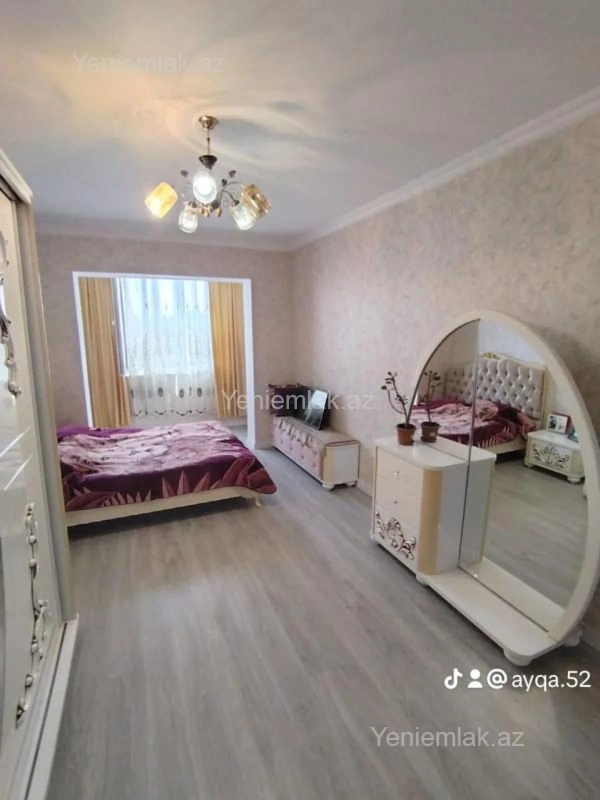 Satılır 4 otaqlı köhnə tikili 100 m²