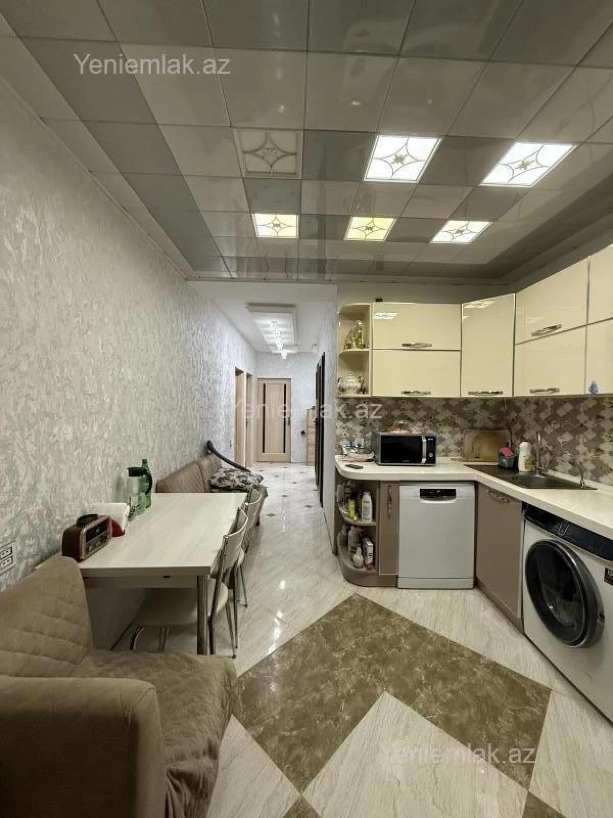 Satılır 3 otaqlı köhnə tikili 80 m²