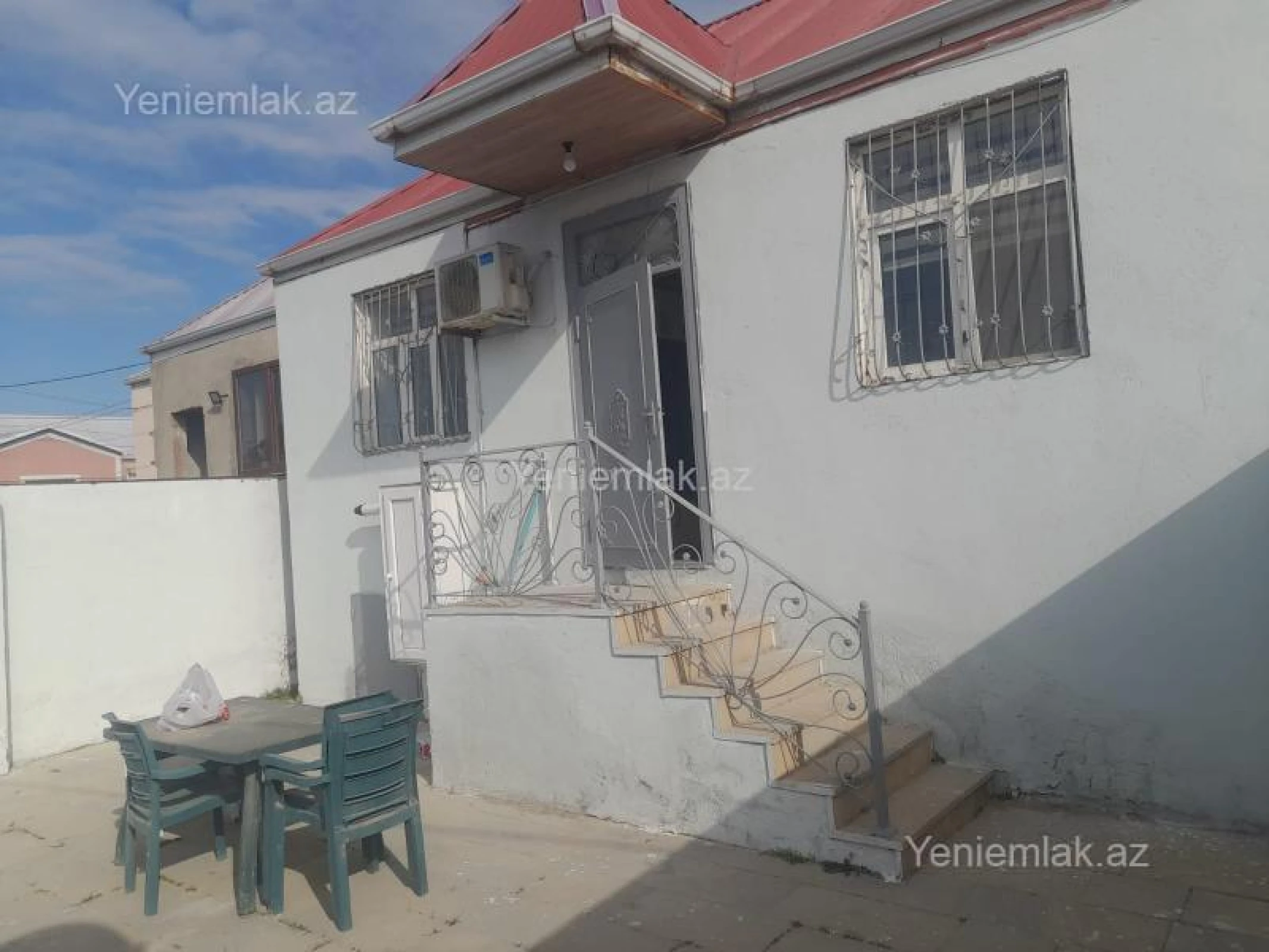 Satılır 3 otaqlı həyət evi 90 m²