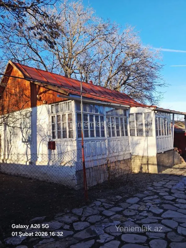Satılır 2 otaqlı həyət evi 100 m²