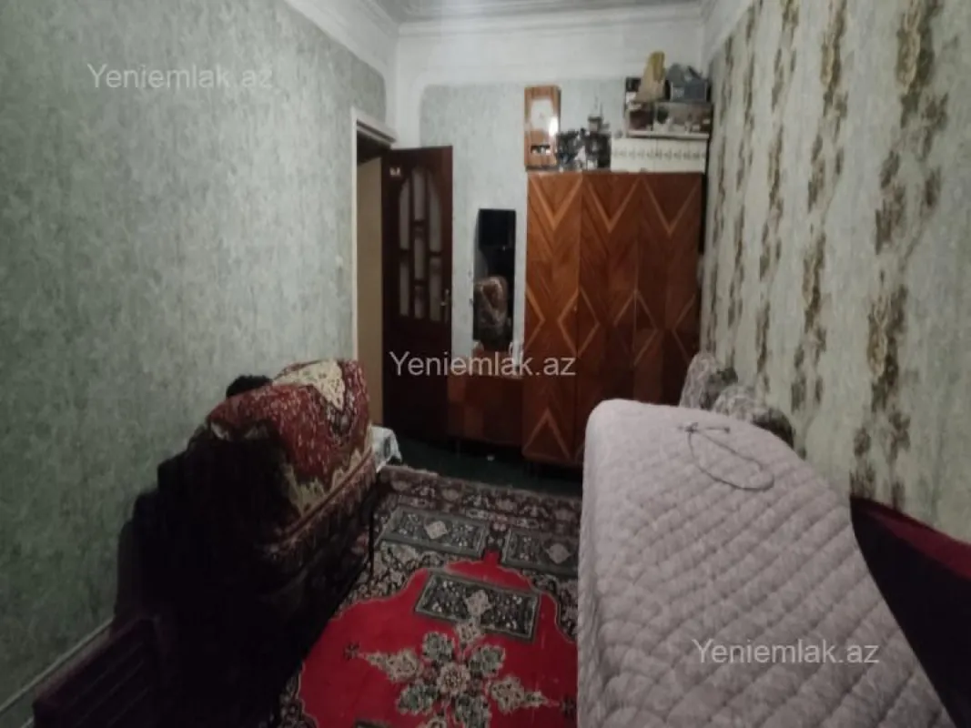 Satılır 5 otaqlı köhnə tikili 120 m²