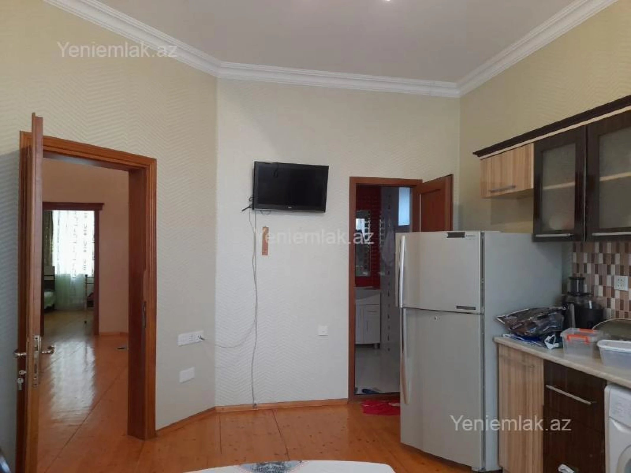 Satılır 4 otaqlı həyət evi 140 m²