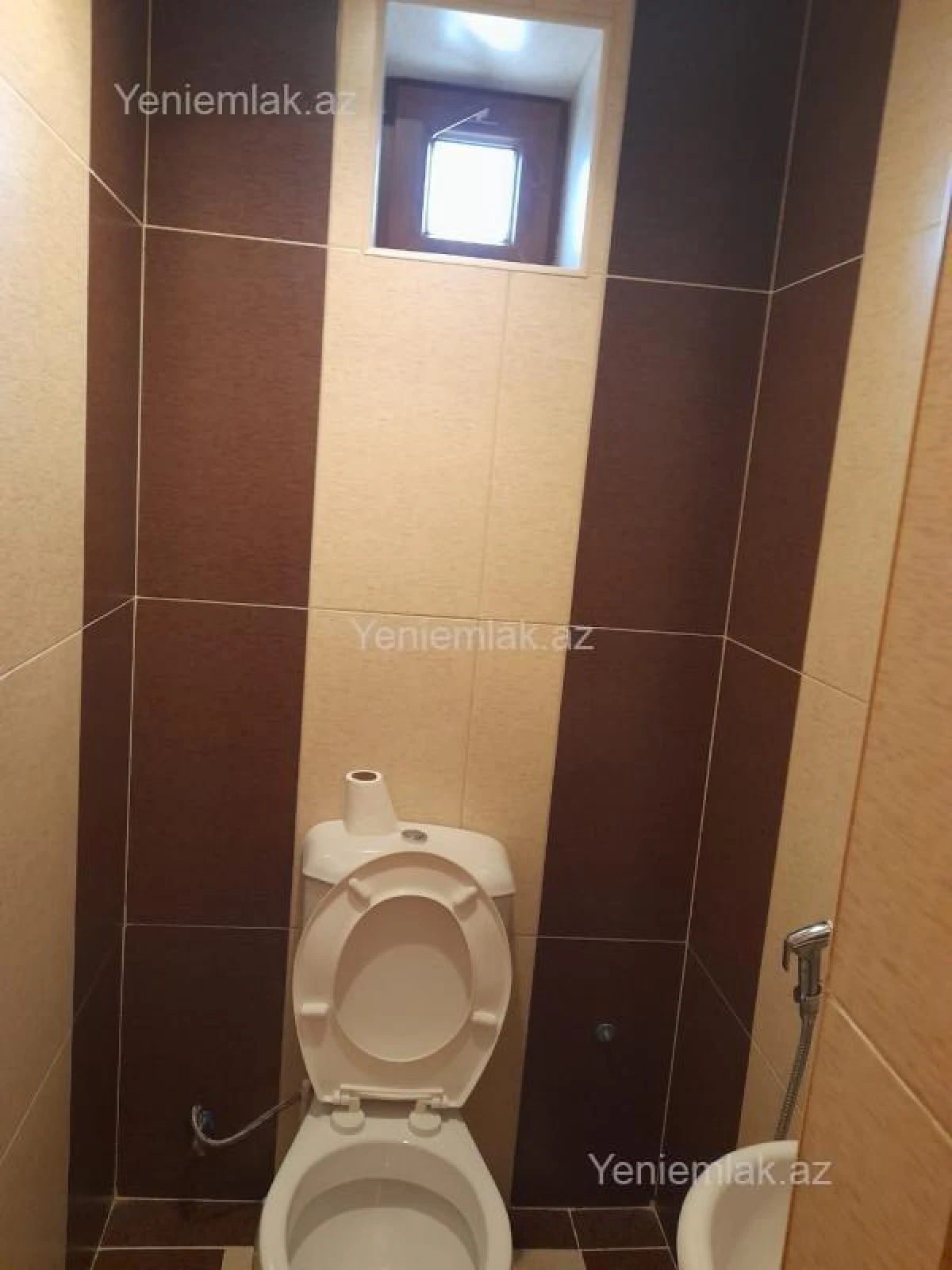 Satılır 4 otaqlı həyət evi 140 m²