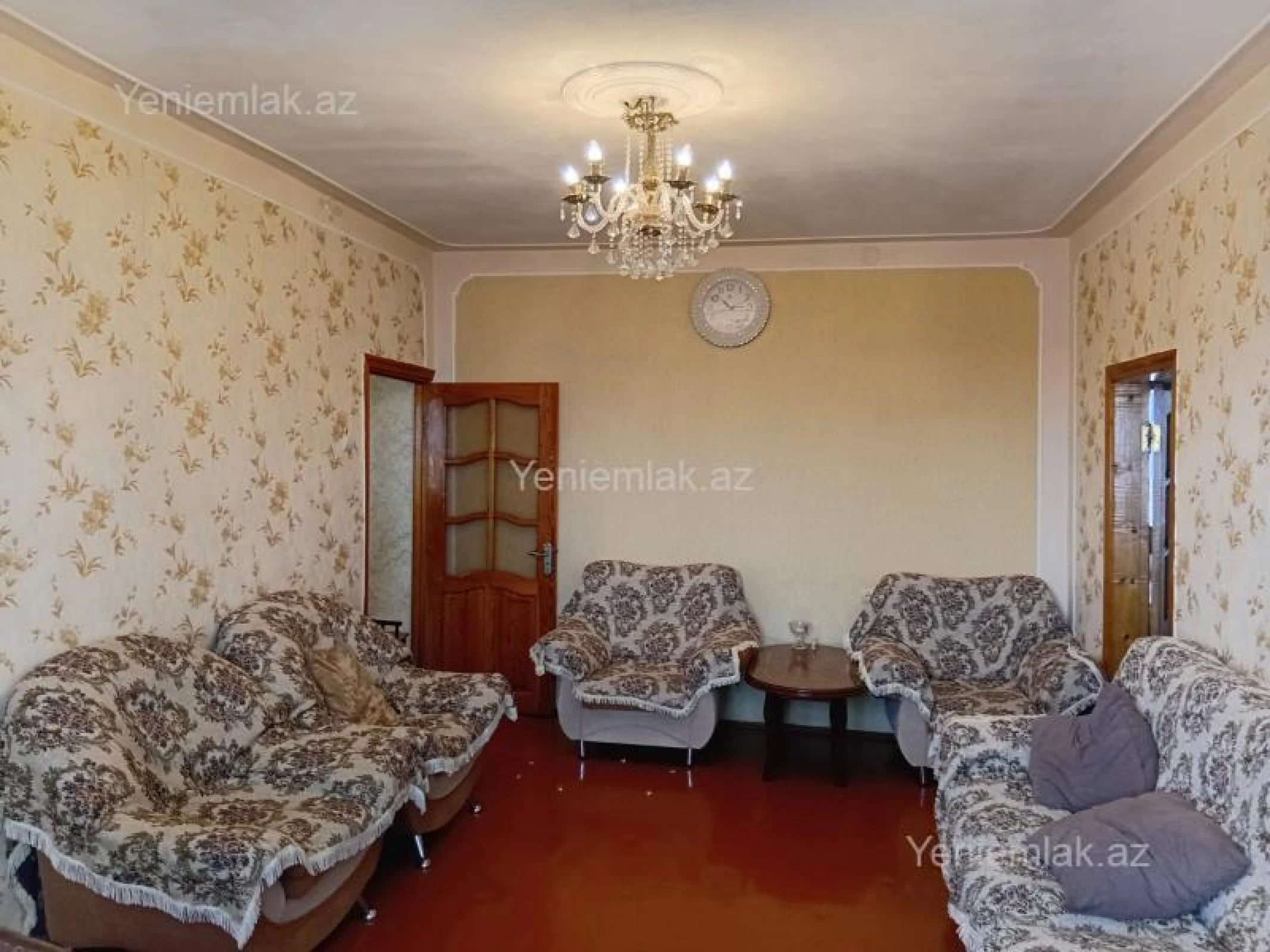 Satılır 5 otaqlı köhnə tikili 90 m²