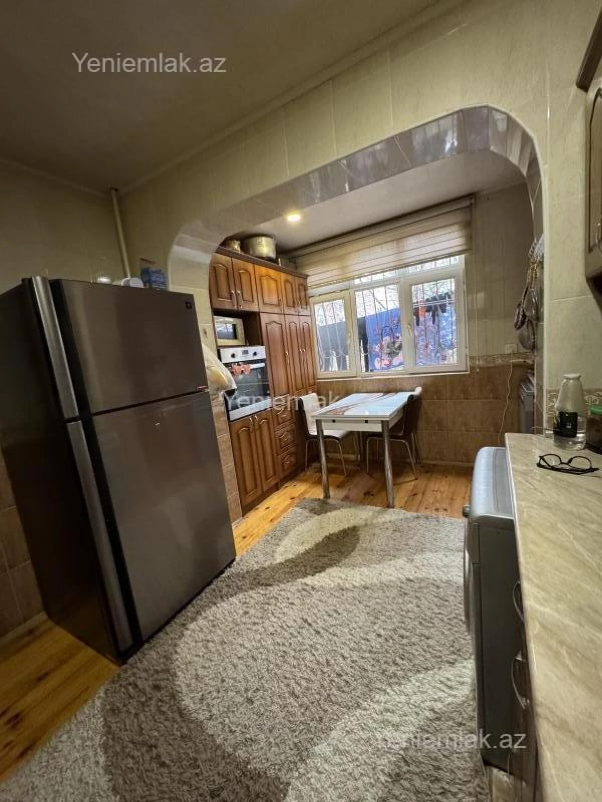 Satılır 4 otaqlı köhnə tikili 110 m²