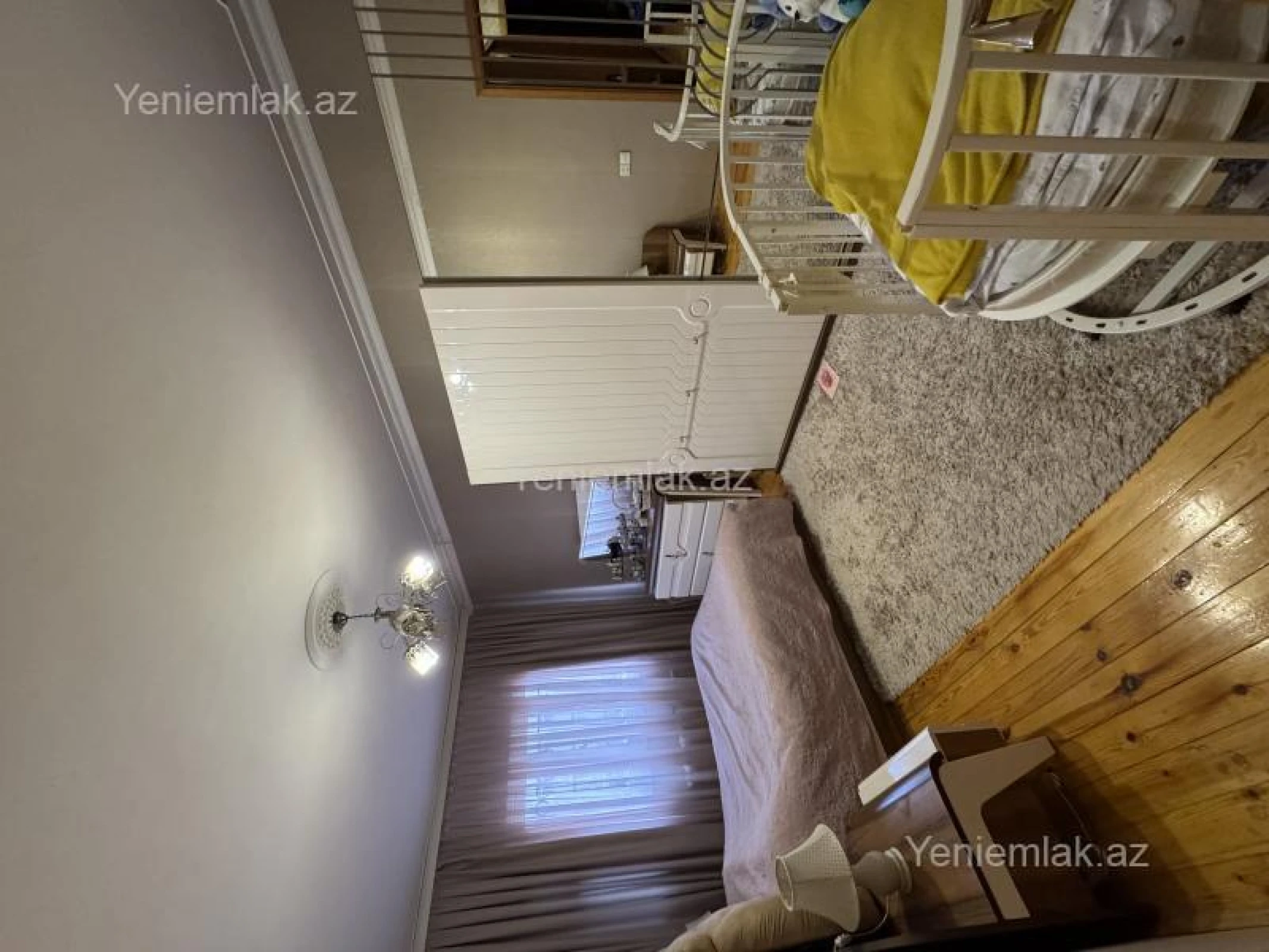 Satılır 4 otaqlı köhnə tikili 110 m²